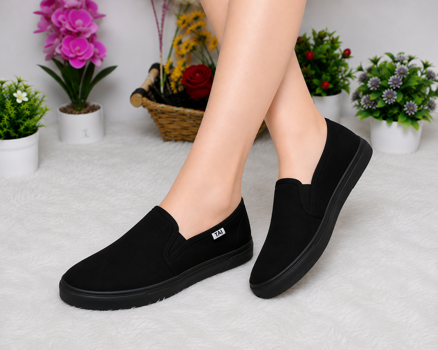 BLACK RUBBER SHOES
