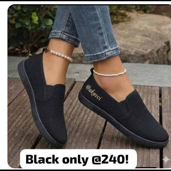 PLAIN RUBBER SHOES